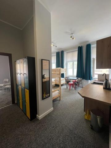 Hostel Plac Kolegiacki Poznan Bagian luar foto