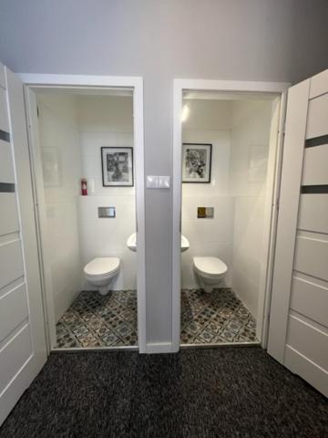 Hostel Plac Kolegiacki Poznan Bagian luar foto
