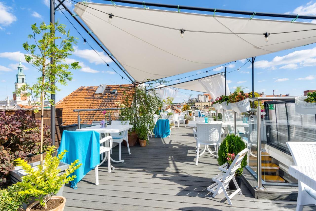 Hostel Plac Kolegiacki Poznan Bagian luar foto